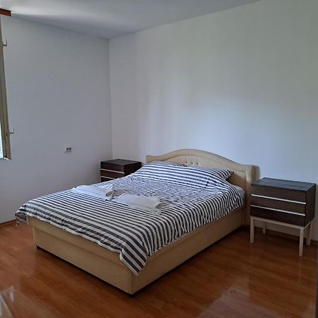 Apartman Aya Rejana 塞拉耶佛 外观 照片